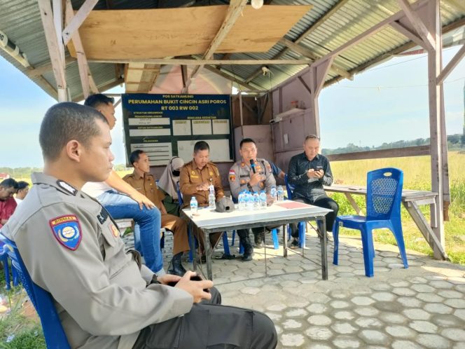 
					Kapolsek Tebing Apresiasi Kebijakan Warga Terkait Air Bersih di Perumahan Bukit Cincin Asri