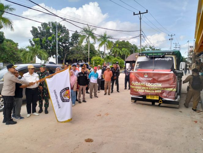 
					Pendistribusian Logistik Pilkada 2024 dari Gudang Logistik KPU ke Kecamatan Berjalan Dengan Lancar
