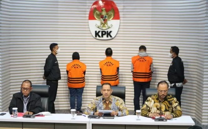 
					KPK Sampaikan Rangkaian OTT Pejabat Pemko Pekanbaru