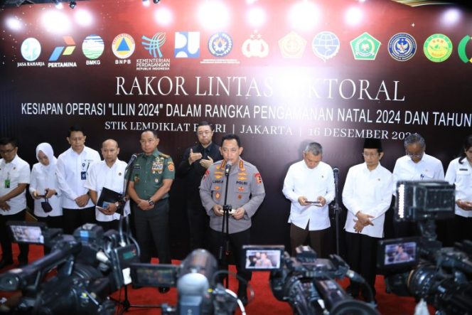 
					Kapolri : 110 Juta Orang di Prediksi Mudik Akhir Tahun, Amankan Sebaik-Sebaiknya