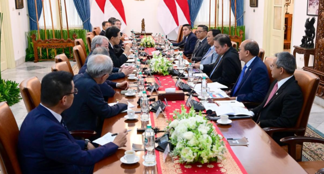 
					Ket photo: Presiden Prabowo Subianto menerima kunjungan delegasi Japan-Indonesia Association (JAPINDA) di Istana Merdeka, Jakarta, pada Kamis, 5 Desember 2024. Foto: BPMI Setpres/Muchlis Jr.