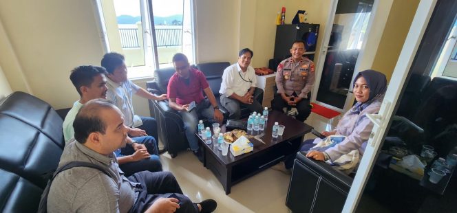 
					Foto: Pengurus PWI Kota Sabang melakukan kunjungan silaturahmi ke Kantor Polairud Polres Sabang, Selasa (07/01/2025).