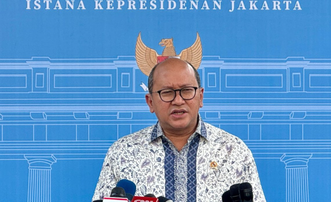 
					Ket photo: Menteri Investasi dan Hilirisasi, Rosan Roeslani, menyampaikan keterangan pers di Kompleks Istana Kepresidenan, Jakarta, pada Kamis, 2 Januari 2025. Foto: BPMI Setpres/Cahyo.