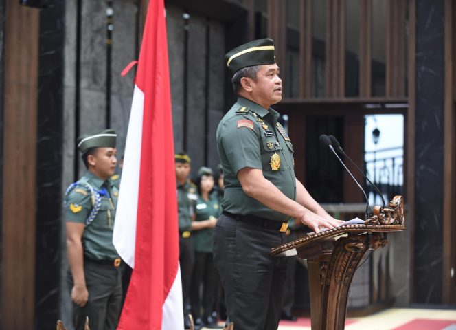 
					Kasad Pimpin Kenaikan Pangkat 18 Pati TNI AD