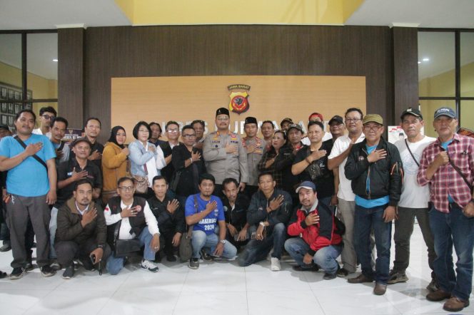 
					Sinergi Polres Purwakarta dan Mitra Media untuk Informasi Publik yang Akurat
