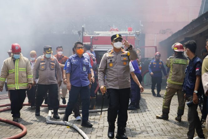 
					Kapolres Purwakarta Lakukan Pengecekan Kebakaran Pasar Jumaah