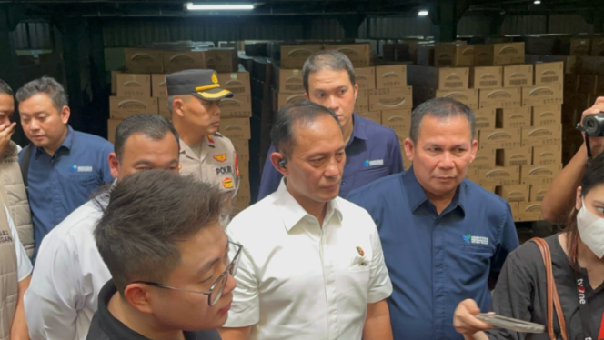
					Polri Sidak Produsen MinyaKita di Tangerang, Pastikan Takaran Sesuai Label