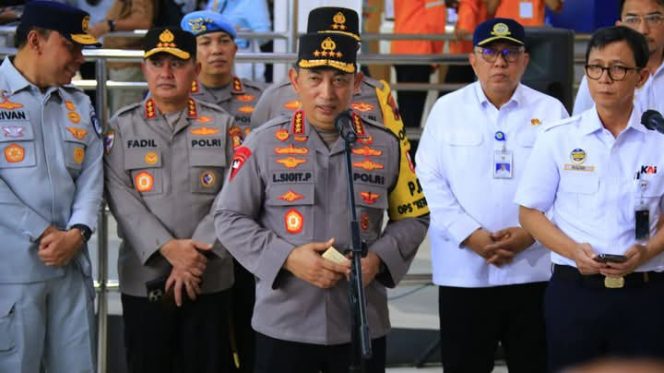 
					Kapolri Mohon Maaf Atas insiden yang Diduga Melibatkan Ajudannya