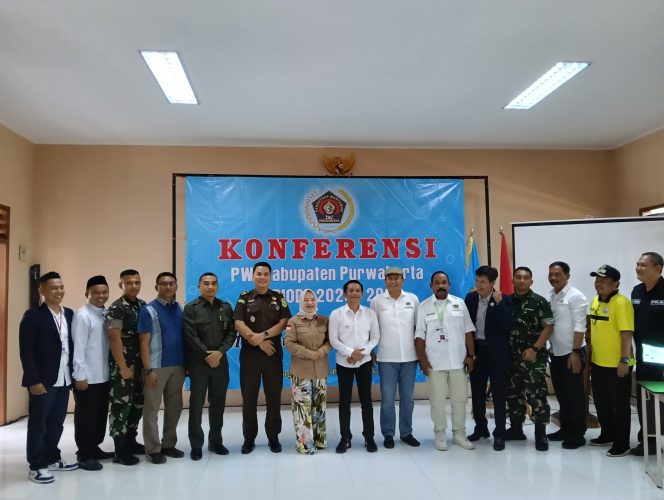 
					Sinergitas Polri dengan Jurnalis, Polres Purwakarta Hadiri Konferensi PWI Periode 2025-2028