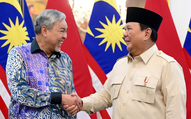 
					Ket photo: Presiden Prabowo menerima kunjungan kehormatan Wakil Perdana Menteri Malaysia di Istana Merdeka, Pada Selasa, 22 April 2025 Foto: BPMI Setpres/Muchlis Jr.