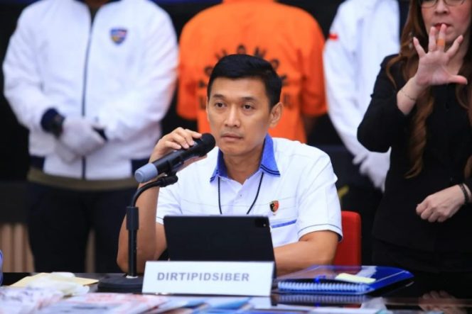 
					Ket photo: Direktur Tindak Pidana Siber Bareskrim Polri, Brigjen Pol Himawan Bayu Aji.