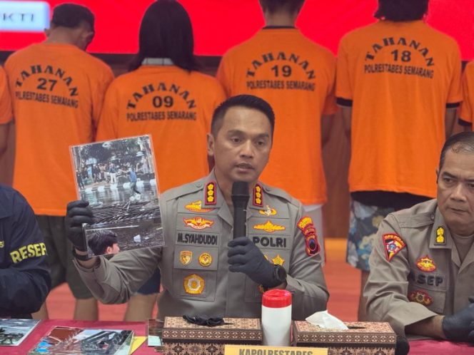 
					Polisi Tetapkan 6 Orang Kelompok Anarko sebagai Tersangka dalam Aksi Mayday Rusuh di Semarang