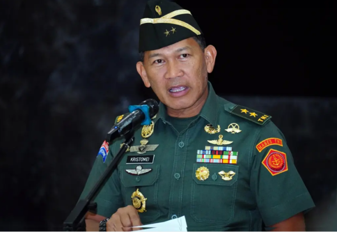 
					Ket photo: epala Pusat Penerangan (Kapuspen) TNI Mayjen TNI Kristomei Sianturi.
