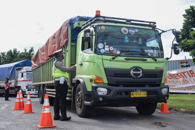 
					Kendaraan ODOL Jadi Salah Satu Sebab Kecelakaan Fatal di Jalan Raya
