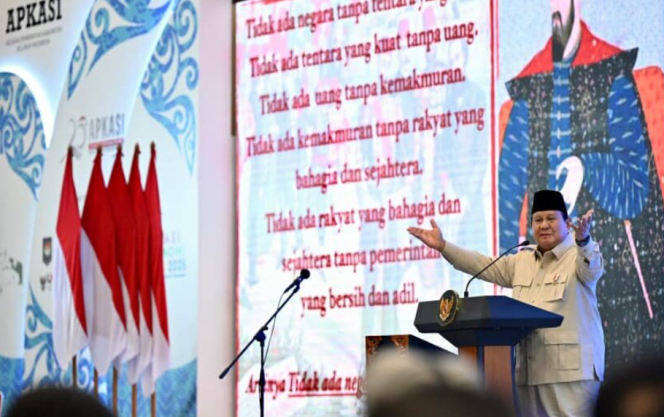 
					Ket foto: Presiden Prabowo memberikan sambutannya saat membuka Asosiasi Pemerintah Kabupaten Seluruh Indonesia (APKASI) Otonomi Expo Tahun 2025 yang berlangsung di Nusantara Hall, Indonesia Convention Exhibition (ICE) BSD, Tangerang, Provinsi Banten, pada Kamis, 28 Agustus 2025. Foto: BPMI Setpres/Cahyo.