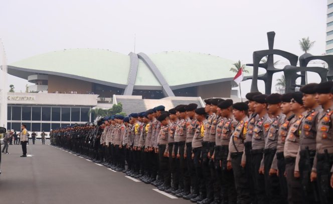 
					2.957 Personel Gabungan Amankan Sidang Tahunan MPR RI