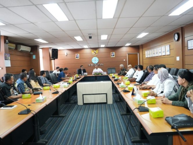 
					Dualisme PWI Akhirnya Usai, Saatnya Pers Independen dan Sehat