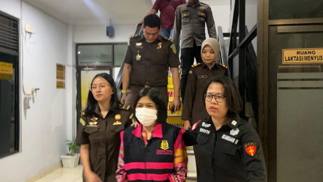 
					Kejaksaan Negeri Karo Tetapkan dan Tahan Istri Terdakwa Tindak Pidana Korupsi Pupuk Subsidi