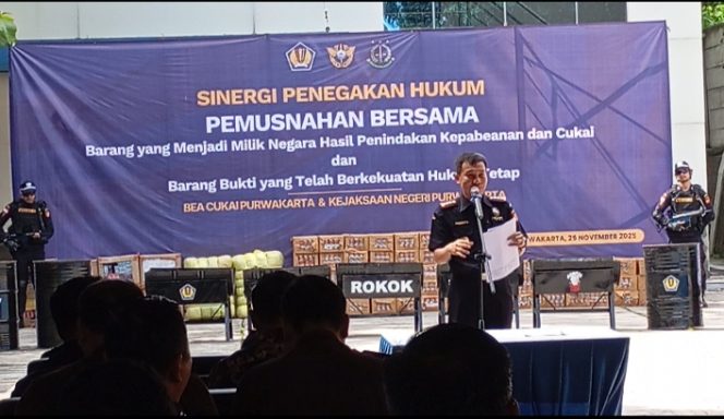 
					Sinergi Penegak Hukum, Bea Cukai dan Kejari Purwakarta Musnahkan Barang Bukti Senilai Puluhan Miliar