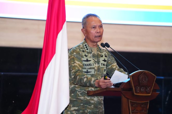 
					Kasum TNI Buka Rakor Komlek TNI 2026, Perkuat Sinergi dan Modernisasi Sistem Komunikasi Militer