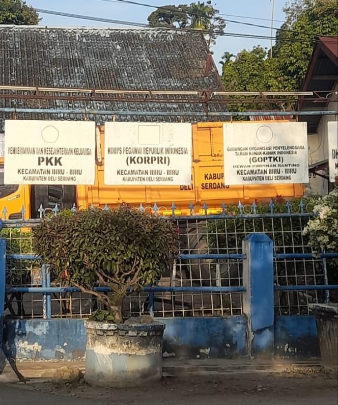 
					VIRAL…Foto Mesra Oknum Kades Biru-Biru jadi Sorotan