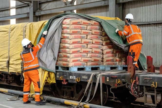 
					PT Solusi Bangun Indonesia Cetak Laba 111%, di Tengah Pemulihan Industri Semen Domestik